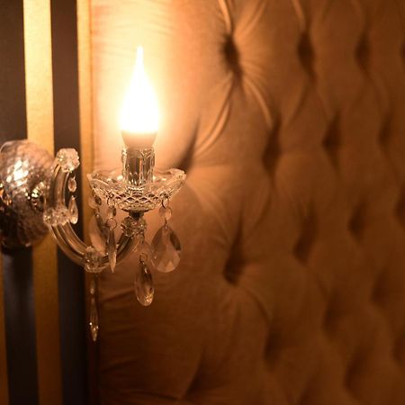 La Rocca Boutique Hotel Craiova Habitación foto