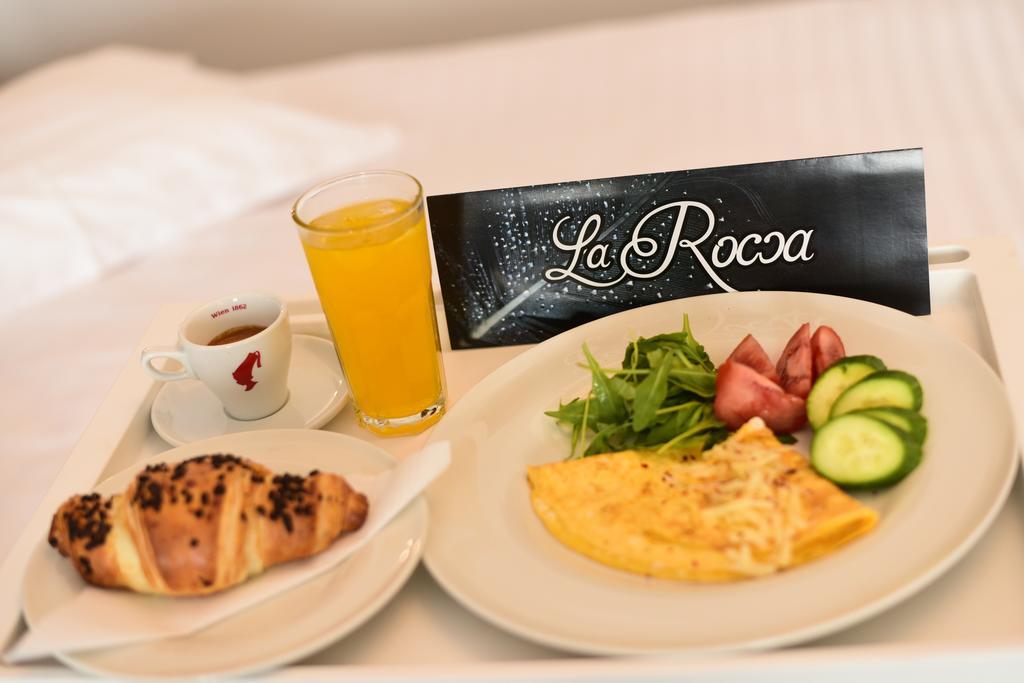 La Rocca Boutique Hotel Craiova Exterior foto